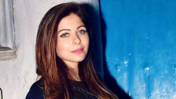 डॉक्टर मुझे धमका रहे हैं