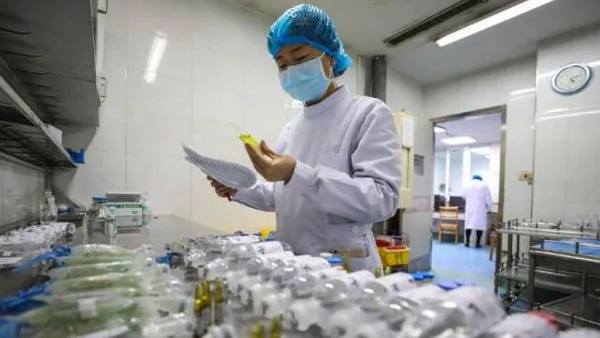 जरूरी चीजों की आपूर्ति सुनिश्चित हो