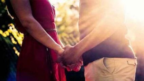 रातभर घर से गायब रही युवती