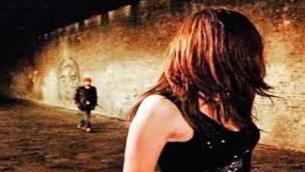 लड़की का दिया झांसा