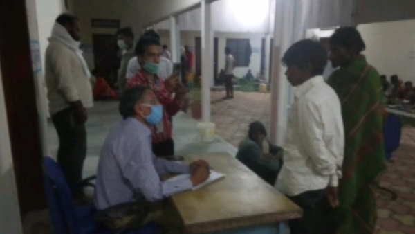 आलू खुदवाए, लेकिन मजदूरी भी नहीं दी