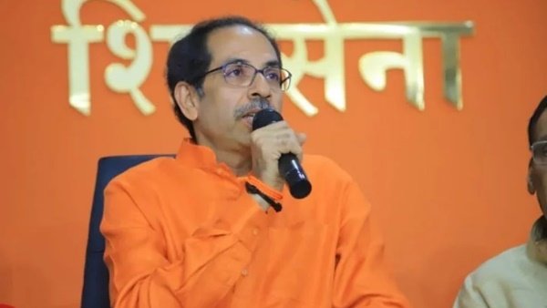 उद्धव ठाकरे महाराष्‍ट्र के 8वें ऐसे सीएम जो... 