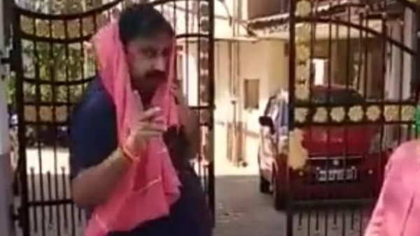 शख्स ने डिलिवरी ब्वॉय से पूछा उसका नाम शख्स ने डिलिवरी ब्वॉय से पूछा उसका नाम