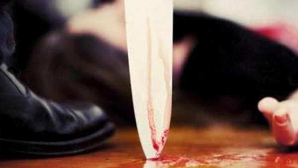 चाकू से 25 बार किया हमला