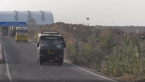  कोरोना के कारण ईरान में फंस गए थे