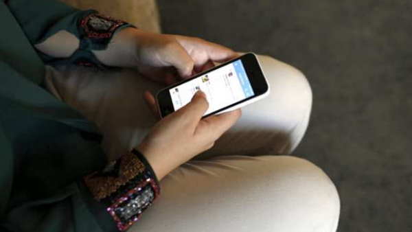 छात्राओं ने परिजनों को बताई बात