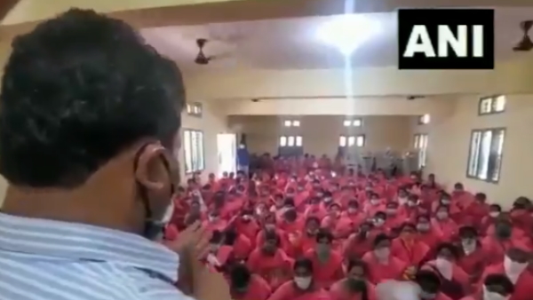 एमपी रेणुकाचार्य की अध्यक्षता में आशा वर्कर्स की बैठक एमपी रेणुकाचार्य की अध्यक्षता में आशा वर्कर्स की बैठक