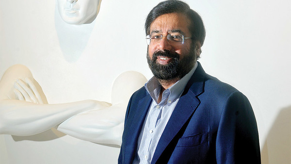 गोयनका और विवाद