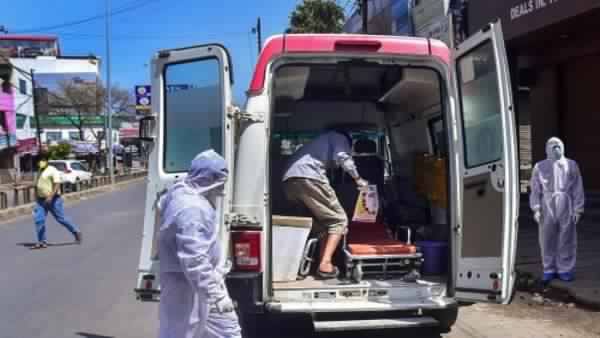 जांच करने गयी टीम पर हमला