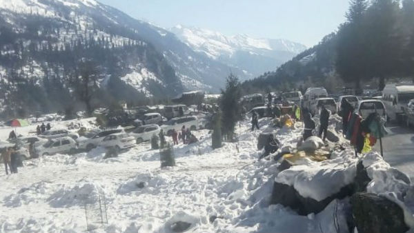 सक्रिय पश्चिमी विक्षोभ पहाड़ों पर है