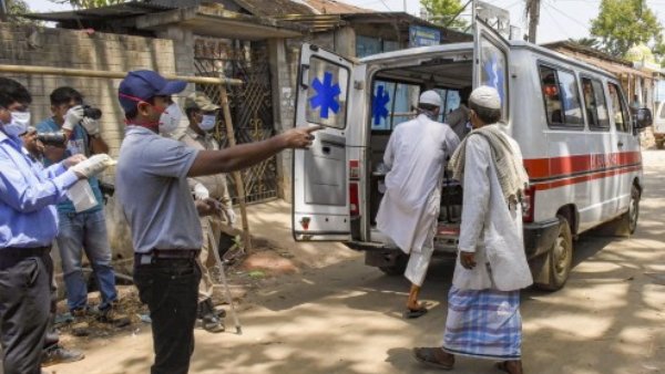 पार्षद पत्नी और बेटी के संक्रमित होने पर हुआ खुलासा पार्षद पत्नी और बेटी के संक्रमित होने पर हुआ खुलासा