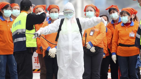  अमेरिका में कोरोना से 47 हजार मौतें