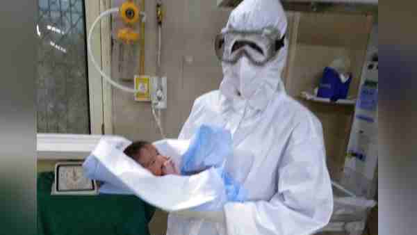 Coronavirus infected woman gives birth to a child Coronavirus infected woman gives birth to a child