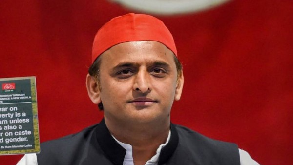 मुख्यमंत्री इस घोटाले की जिम्मेदारी से पलायन नहीं कर सकते: अखिलेश