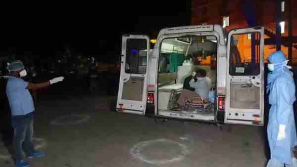 अस्पताल को किया गया था सील अस्पताल को किया गया था सील