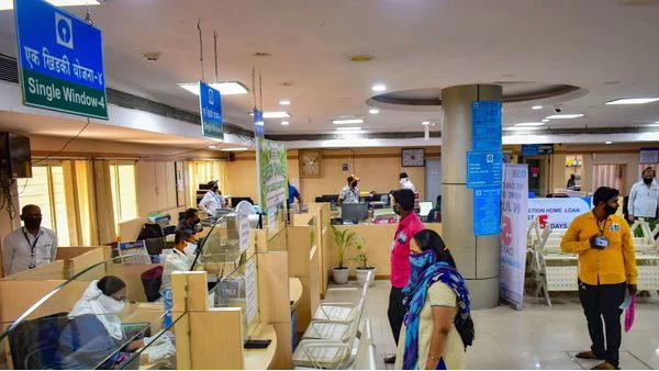 ईएमआई को 3 महीने आगे के लिए टाल दिया है