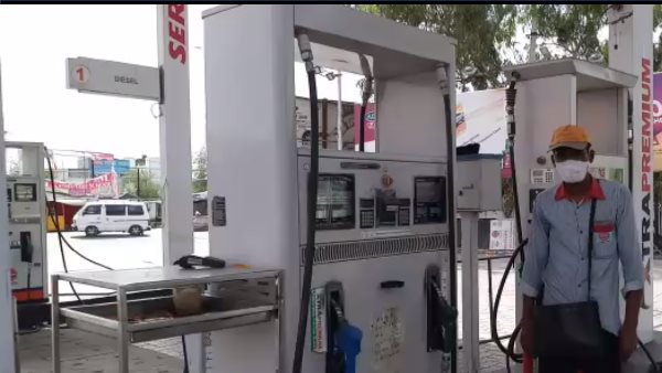  पहले 47 करोड़ की होती थी ​बिक्री