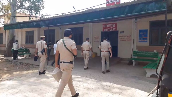 charkhi-dadri-crime-news-today-pradhan-body-found-dead-in-a-crashed-Car