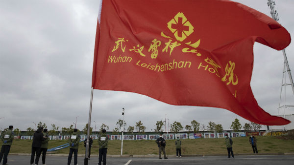 वायरस ने लगाया ब्रेक 