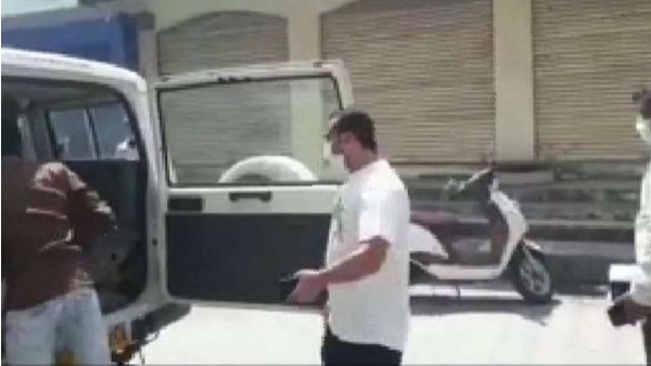 मरीजों के इलाज के लिए हजार से ज्यादा डॉक्टर