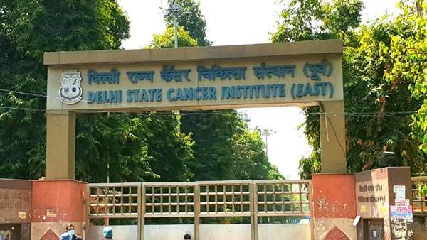 coronavirus, covid-19, delhi, cancer hospital, coronavirus positive, covid-19 positive, coronavirus in delhi, कोरोना वायरस, कोविड-19, दिल्ली, कैंसर अस्पताल, दिल्ली कोरोना वायरस coronavirus, covid-19, delhi, cancer hospital, coronavirus positive, covid-19 positive, coronavirus in delhi, कोरोना वायरस, कोविड-19, दिल्ली, कैंसर अस्पताल, दिल्ली कोरोना वायरस