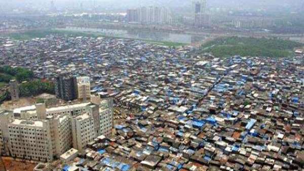 धारावी कीघनी बस्तियों में से एक वर्ली Covid19 से बुरी तरह से प्रभावित है धारावी कीघनी बस्तियों में से एक वर्ली Covid19 से बुरी तरह से प्रभावित है