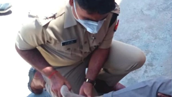 अर्दली के पैर में आई मोच