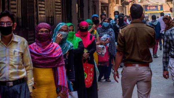 सर्वे रिपोर्ट कहती है कि लगभग 90% गरीब को मुफ्त राशन नहीं मिला