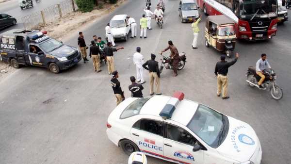 फर्जी 'मुर्दे' के सहारे 10 लोगों को ले जा रहा था गांव