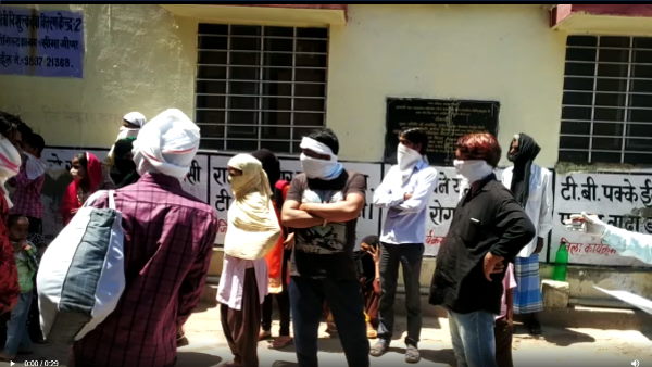 गंगापुरसिटी के अस्पताल से भागे संदिग्ध गंगापुरसिटी के अस्पताल से भागे संदिग्ध