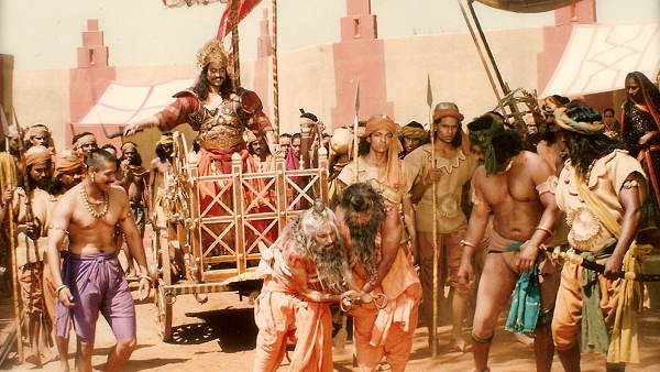 टीवी पर राम बने अरुण गोविल ने भी किया याद टीवी पर राम बने अरुण गोविल ने भी किया याद