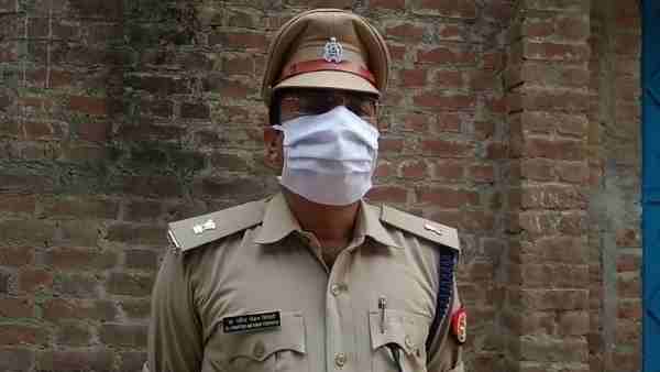 हत्यारोपित की तलाश में जुटी पुलिस