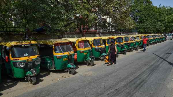 कई राज्य कर रहे हैं लॉकडाउन बढ़ाने की मांग