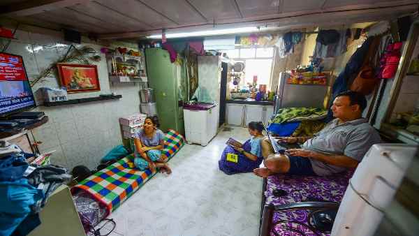 लॉकडाउन में है दुनिया की 260 करोड़ से ज्यादा आबादी