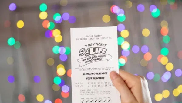 नौकरी जाने से परेशान था शख्स नौकरी जाने से परेशान था शख्स