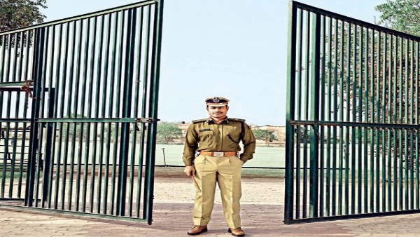  घर पर रहें, सुरक्षित रहें