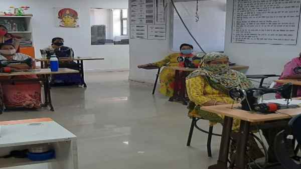 कोरोना के खात्मे तक बनाएंगे मास्क