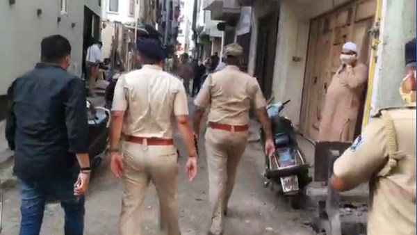 सूरत की घटना, इमरान लंदन में नौकरी करता था सूरत की घटना, इमरान लंदन में नौकरी करता था