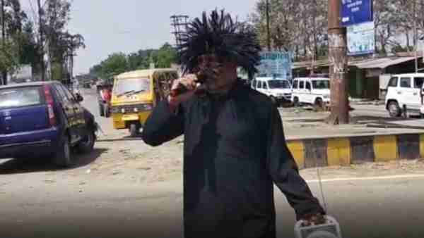 लॉकडाउन स्वेच्छा से पालन नहीं कर रहे लोग