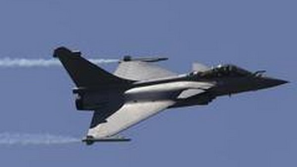 महाराष्ट्र के बांद्रा और गुजरात के सूरत में हजारों मजदूरों के सड़कों पर उतरने के बाद केजरीवाल ने ये अपील की है। महाराष्ट्र के बांद्रा और गुजरात के सूरत में हजारों मजदूरों के सड़कों पर उतरने के बाद केजरीवाल ने ये अपील की है।