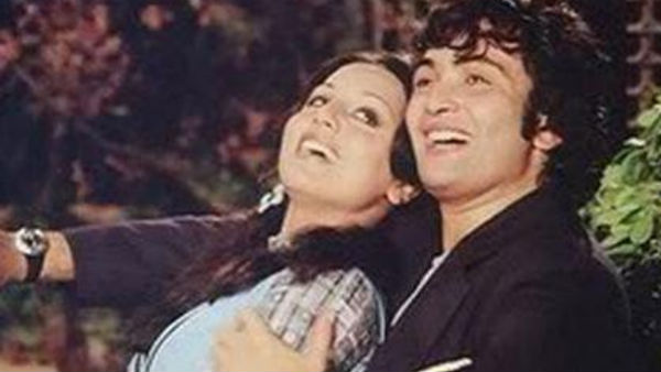 नीतू के साथ मां भेज देती थी कजिन को नीतू के साथ मां भेज देती थी कजिन को