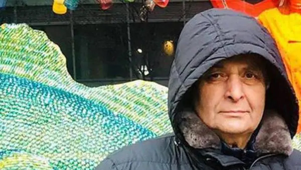 1. न्यूयॉर्क जाने से पहले फैंस से कही थी ये बात 1. न्यूयॉर्क जाने से पहले फैंस से कही थी ये बात