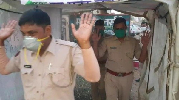  सैनिटाइज होकर लौटेंगे घर