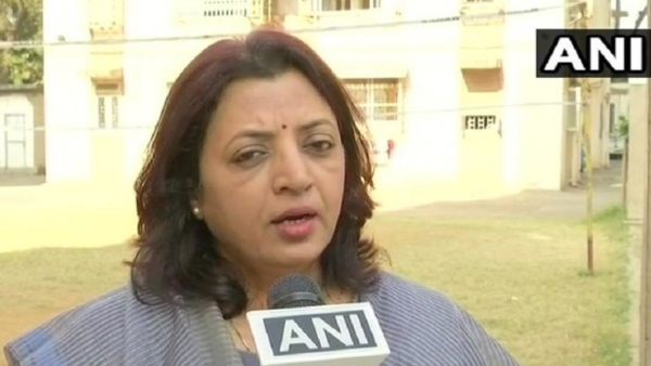 शुक्र है नया काम नहीं दिया: शिवसेना