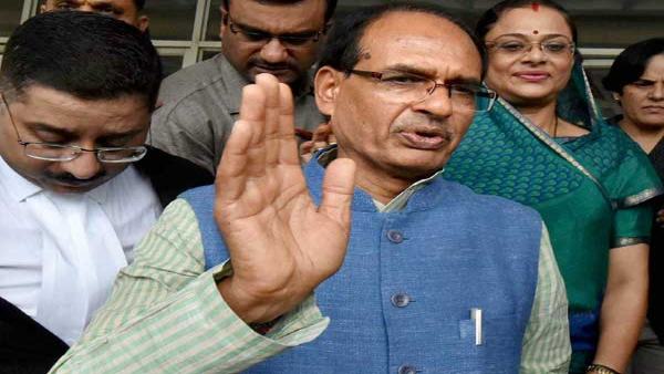 MP में संक्रमित मरीजों की संख्या 2,560 पहुंच चुकी हैं, 130 लोगों की मौत हो चुकी है।