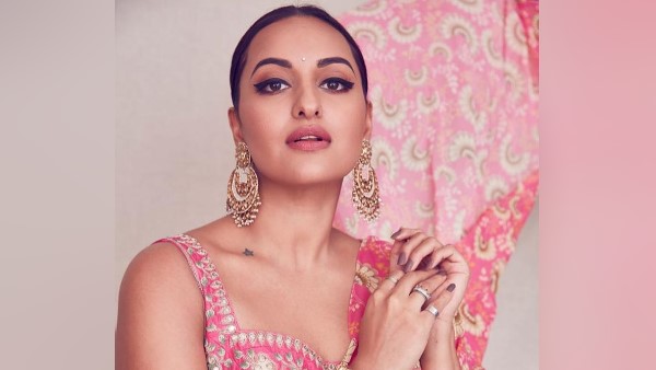 वजन को लेकर ट्रोल करने वालों को सोनाक्षी का करारा जवाब