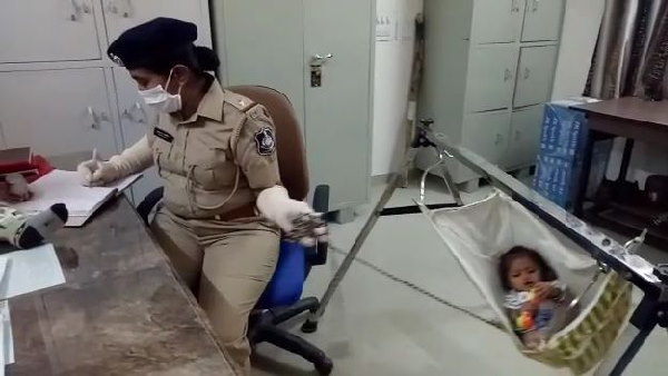 इन मांओं को ममता के साथ-साथ है फर्ज की फिक्र