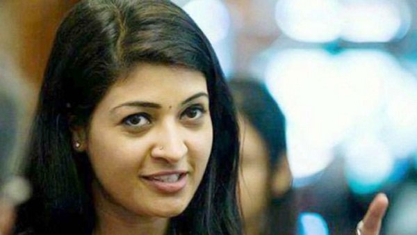 कुछ दिनों पहले इसलिए सुर्खियों में आई थीं अल्का लांबा 