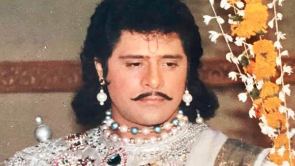 ऐसे सदा के लिए अर्जुन बन गए फिरोज खान ऐसे सदा के लिए अर्जुन बन गए फिरोज खान