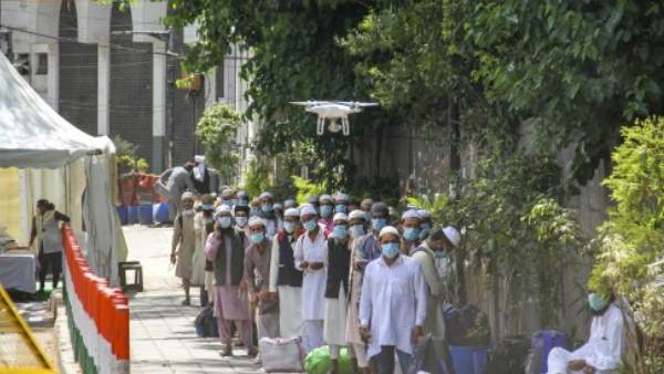 साद के खिलाफ पुलिस और ईडी ने दर्ज किया है केस साद के खिलाफ पुलिस और ईडी ने दर्ज किया है केस